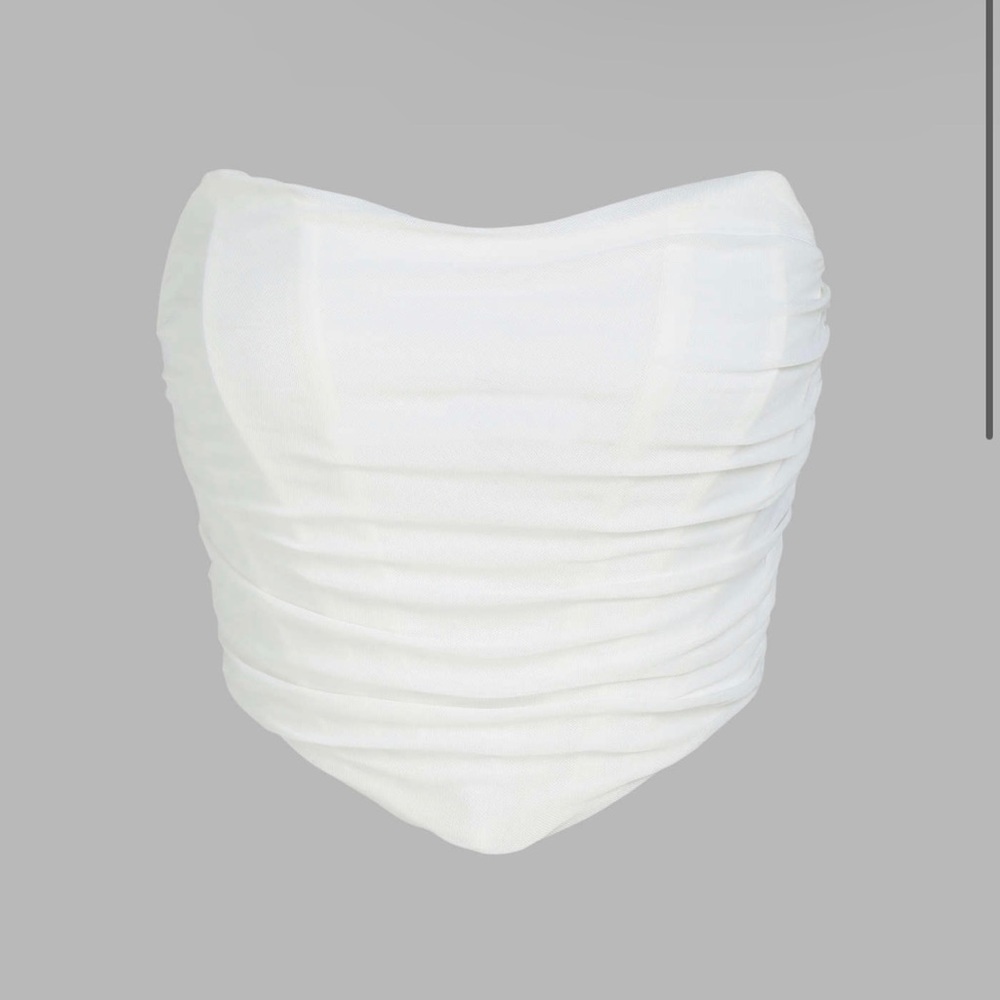 Solid strapless tube top
